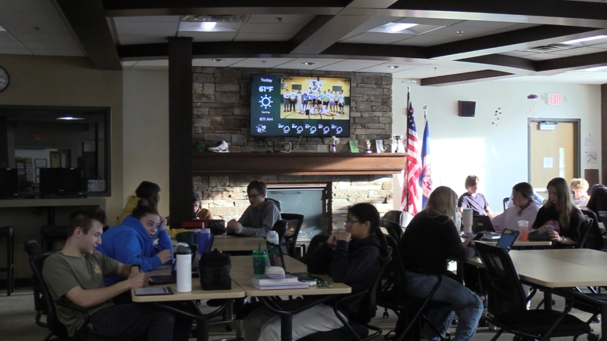 Students studying in the CCC.